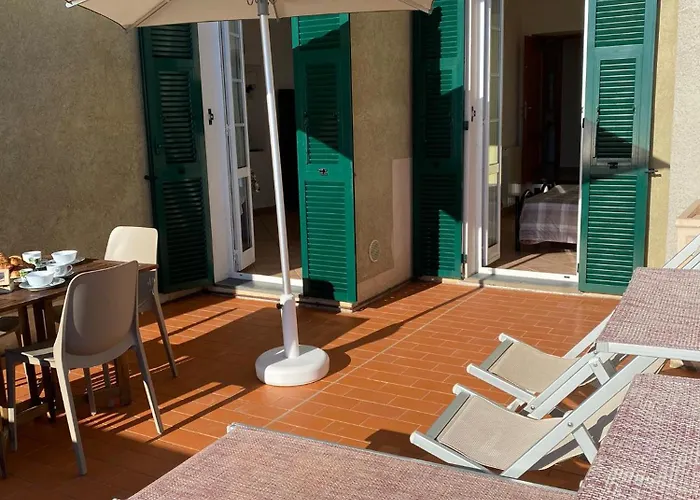 Gli Ulivi Della Monda פינאלה ליגורה